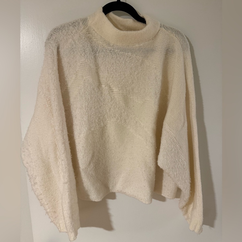 Abercrombie & Fitch Cream Turtleneck Sweater
